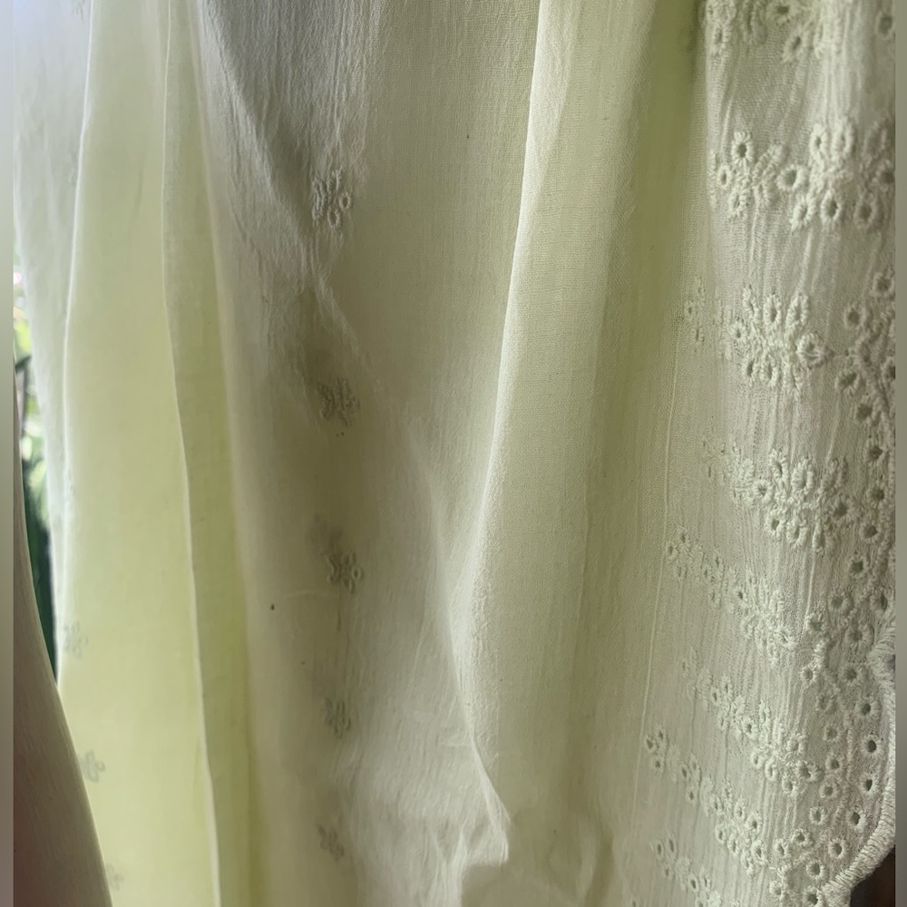 LIME GREEN full length dupatta. cotton. with chicankari work - Picture 3 of 3